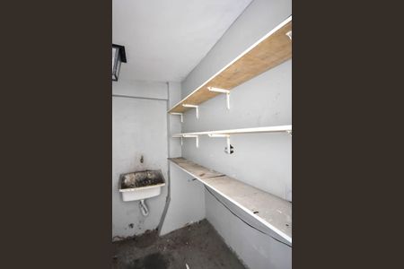 Casa de condomínio à venda com 242m², 3 quartos e 2 vagasÁrea de Serviço