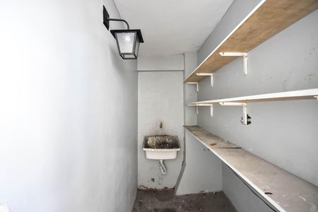 Casa de condomínio à venda com 242m², 3 quartos e 2 vagasÁrea de Serviço