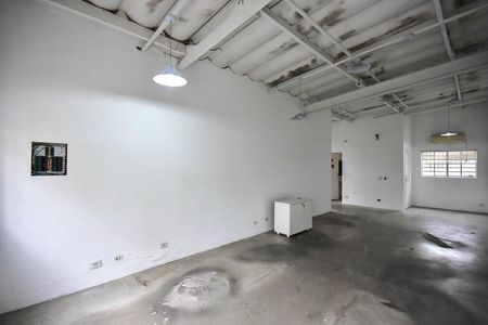 Casa de condomínio à venda com 242m², 3 quartos e 2 vagasSala 2 da Casa dos Fundos