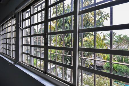 Casa de condomínio à venda com 242m², 3 quartos e 2 vagasVista da Sala 2 da Casa dos Fundos