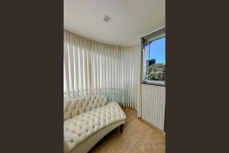 Apartamento à venda com 335m², 4 quartos e 5 vagasVaranda da Suíte 1