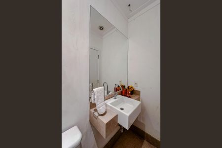 Apartamento à venda com 335m², 4 quartos e 5 vagasLavabo da Sala