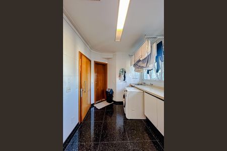 Apartamento à venda com 335m², 4 quartos e 5 vagasÁrea de Serviço