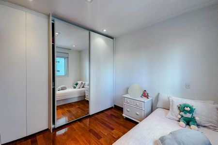 Apartamento à venda com 335m², 4 quartos e 5 vagasSuíte 3