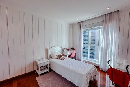 Apartamento à venda com 335m², 4 quartos e 5 vagasSuíte 2