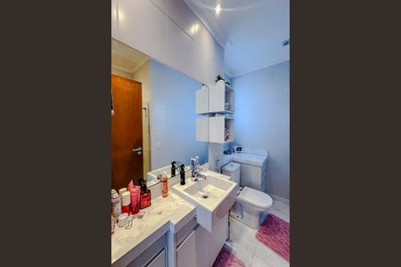 Apartamento à venda com 335m², 4 quartos e 5 vagasBanheiro da Suíte 4