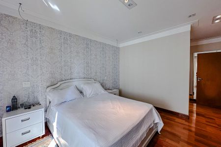 Apartamento à venda com 335m², 4 quartos e 5 vagasSuíte