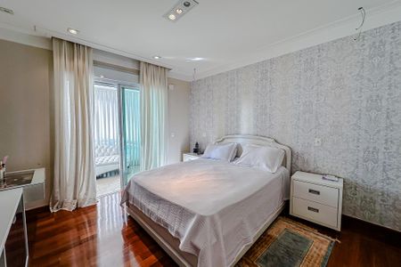 Apartamento à venda com 335m², 4 quartos e 5 vagasSuíte