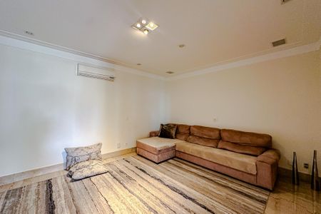 Apartamento à venda com 335m², 4 quartos e 5 vagasSala de TV