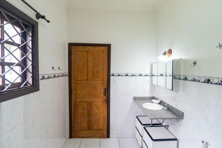 Casa para alugar com 250m², 3 quartos e 4 vagas Casa para alugar com 250m², 3 quartos e 4 vagasBanheiro