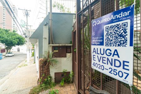 Casa para alugar com 250m², 3 quartos e 4 vagas Casa para alugar com 250m², 3 quartos e 4 vagasPlaquinha