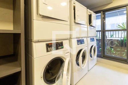 Studio à venda com 45m², 1 quarto e 1 vaga Studio à venda com 45m², 1 quarto e 1 vagaÁrea comum