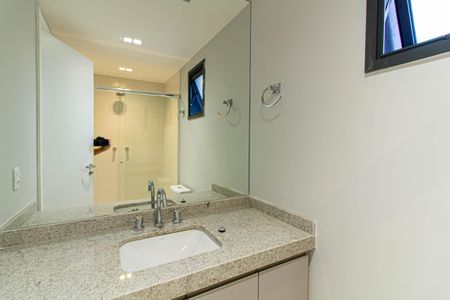 Studio à venda com 45m², 1 quarto e 1 vaga Studio à venda com 45m², 1 quarto e 1 vagaBanheiro 1