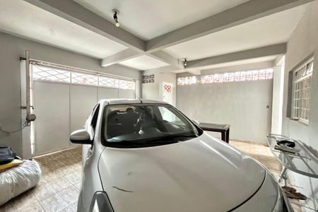 Casa à venda com 161m², 4 quartos e 2 vagasGaragem