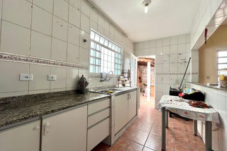 Casa à venda com 161m², 4 quartos e 2 vagasCozinha