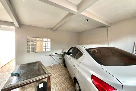 Casa à venda com 161m², 4 quartos e 2 vagasGaragem
