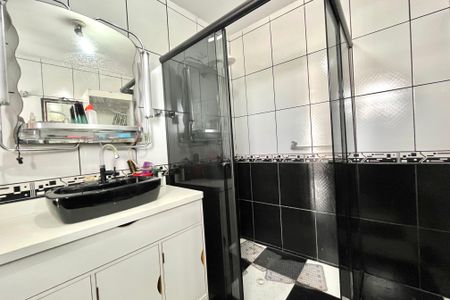 Casa à venda com 161m², 4 quartos e 2 vagasBanheiro da Suíte