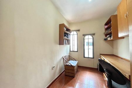 Casa à venda com 161m², 4 quartos e 2 vagasQuarto 2