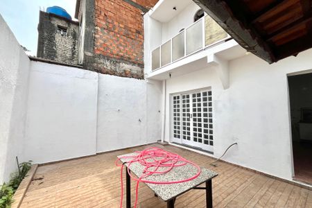 Casa à venda com 161m², 4 quartos e 2 vagasQuintal