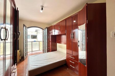 Casa à venda com 161m², 4 quartos e 2 vagasSuite