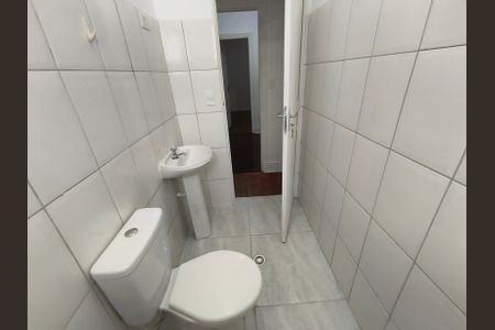 Casa à venda com 80m², 2 quartos e sem vaga Casa à venda com 80m², 2 quartos e sem vagaBanheiro 2