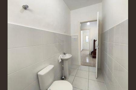 Casa à venda com 80m², 2 quartos e sem vaga Casa à venda com 80m², 2 quartos e sem vagaBanheiro 1
