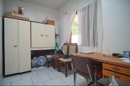 Casa à venda com 100m², 3 quartos e 2 vagasQuarto 3