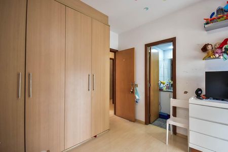 Apartamento à venda com 248m², 4 quartos e 4 vagasSuíte 3