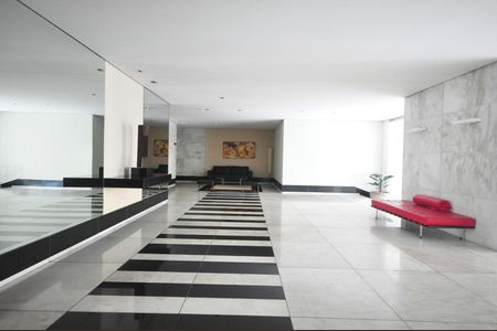 Apartamento à venda com 248m², 4 quartos e 4 vagasHall Social