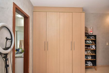 Apartamento à venda com 248m², 4 quartos e 4 vagasSuíte 1