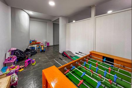Apartamento à venda com 90m², 3 quartos e 2 vagas Apartamento à venda com 90m², 3 quartos e 2 vagasSala de Jogos