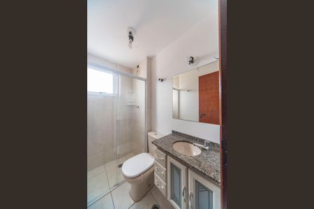 Apartamento à venda com 90m², 3 quartos e 2 vagas Apartamento à venda com 90m², 3 quartos e 2 vagasBanheiro