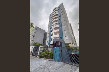 Apartamento à venda com 90m², 3 quartos e 2 vagas Apartamento à venda com 90m², 3 quartos e 2 vagasFachada e portaria