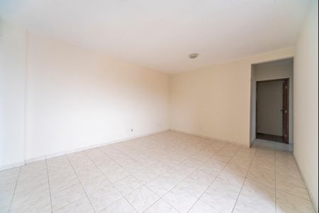Apartamento à venda com 90m², 3 quartos e 2 vagas Apartamento à venda com 90m², 3 quartos e 2 vagasSala