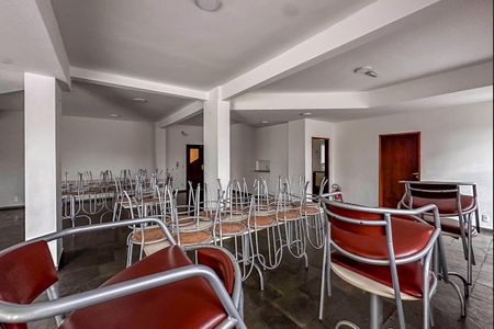 Apartamento à venda com 90m², 3 quartos e 2 vagas Apartamento à venda com 90m², 3 quartos e 2 vagasÁrea comum - Salão de festas