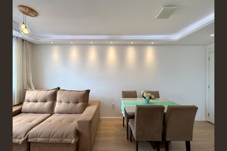 Sala de apartamento para alugar com 2 quartos, 46m² em Santo Amaro, São Paulo
