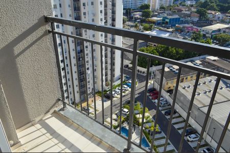 Apartamento à venda com 59m², 2 quartos e 1 vaga Apartamento à venda com 59m², 2 quartos e 1 vagaVaranda