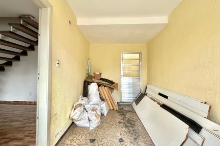 Casa à venda com 90m², 1 quarto e 1 vaga Casa à venda com 90m², 1 quarto e 1 vagaGaragem