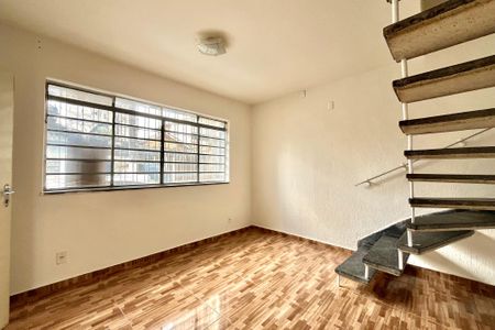 Casa à venda com 90m², 1 quarto e 1 vaga Casa à venda com 90m², 1 quarto e 1 vagaSala