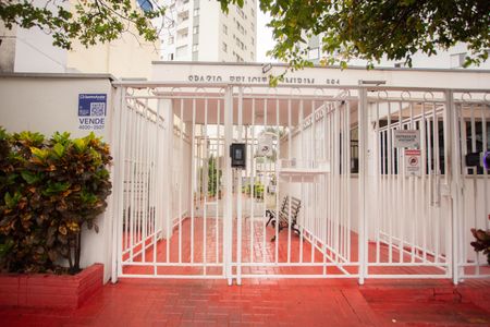 Apartamento à venda com 50m², 2 quartos e 1 vaga Apartamento à venda com 50m², 2 quartos e 1 vagaFACHADA