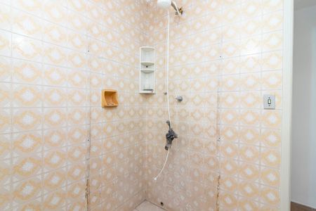 Casa à venda com 279m², 4 quartos e 2 vagas Casa à venda com 279m², 4 quartos e 2 vagasCasa 1 - Banheiro