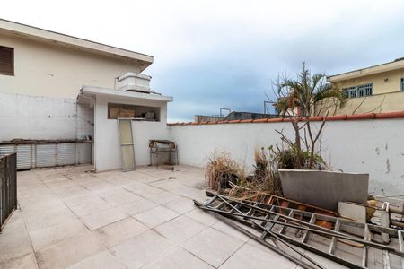 Casa à venda com 279m², 4 quartos e 2 vagas Casa à venda com 279m², 4 quartos e 2 vagasCasa 1 - Quintal