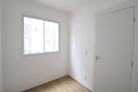 Quarto 1 de apartamento para alugar com 2 quartos, 38m² em Vila Isa, São Paulo