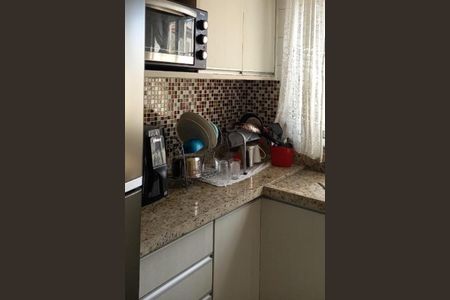 Foto 01 de casa à venda com 2 quartos, 72m² em Jardim Ester, São Paulo