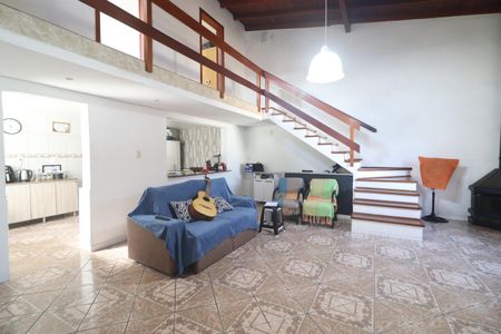 Sala de casa à venda com 2 quartos, 150m² em Canudos, Novo Hamburgo