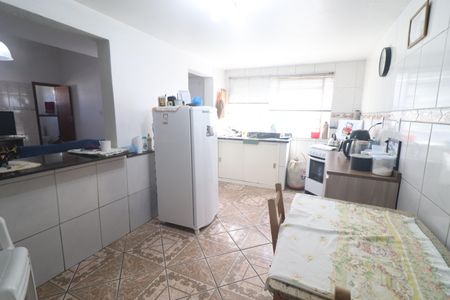 Casa à venda com 150m², 2 quartos e 2 vagasCozinha