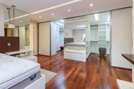 Apartamento à venda com 340m², 4 quartos e 4 vagasSuíte Principal