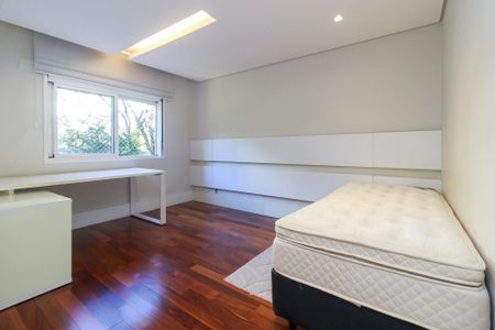 Apartamento à venda com 340m², 4 quartos e 4 vagasSuíte 2