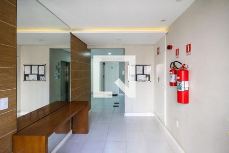 Apartamento à venda com 40m², 2 quartos e sem vaga Apartamento à venda com 40m², 2 quartos e sem vagaHall social