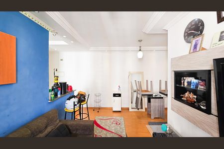 Sala de apartamento para alugar com 2 quartos, 50m² em Vila Merces, Carapicuíba